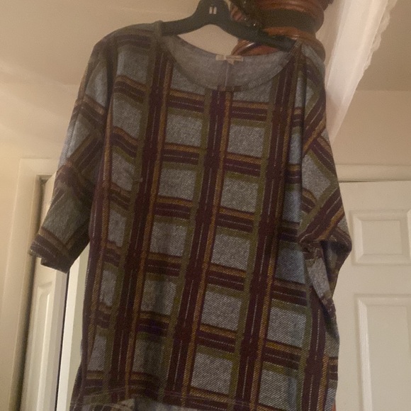 Shirt plaid box squares - Picture 2 of 4